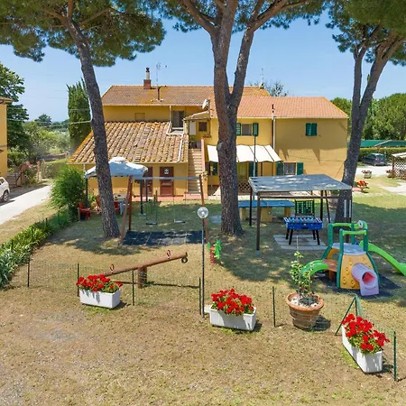 Il Pino - Leccio Farmház *